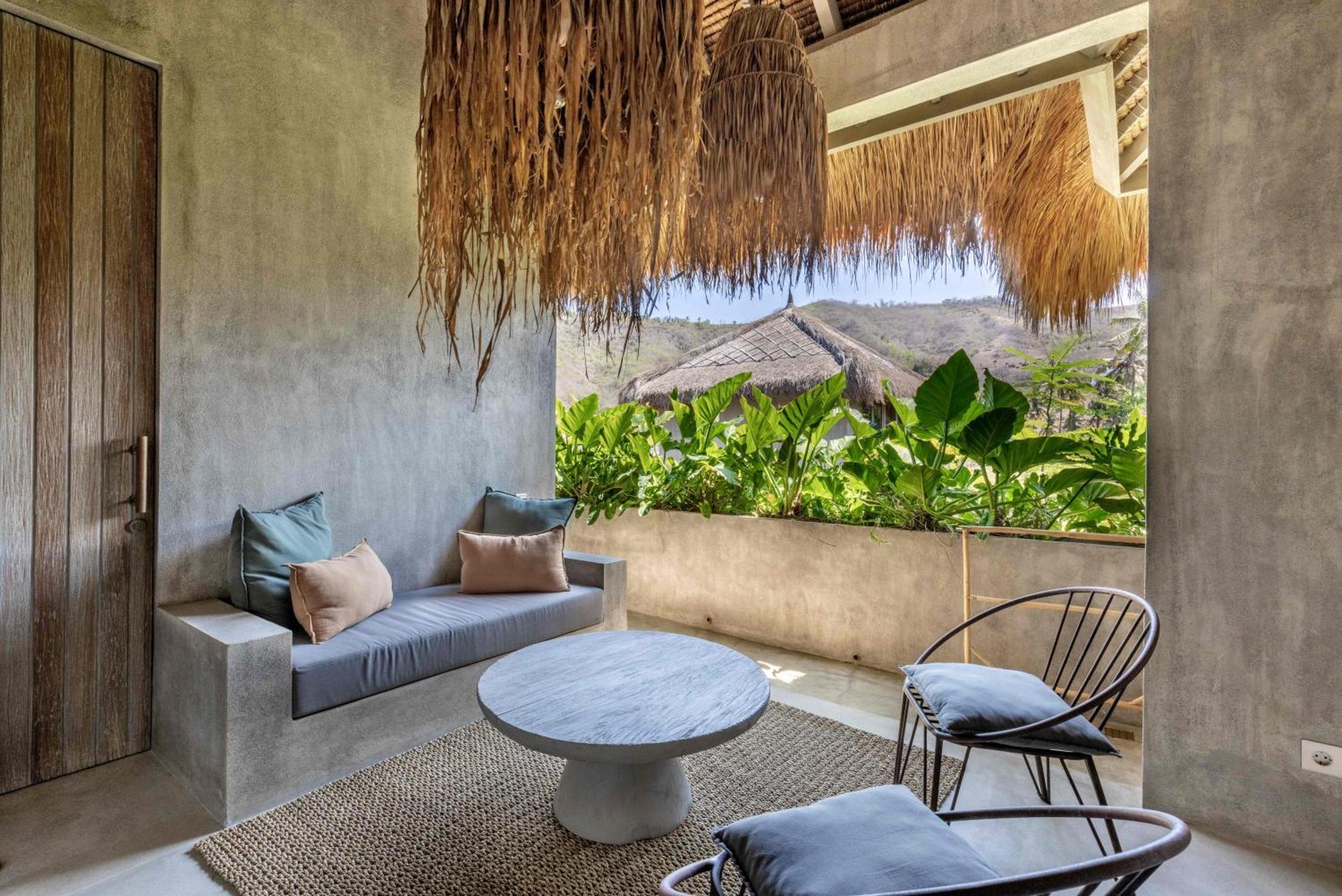Вилла The Konkret Lombok Kuta  Экстерьер фото