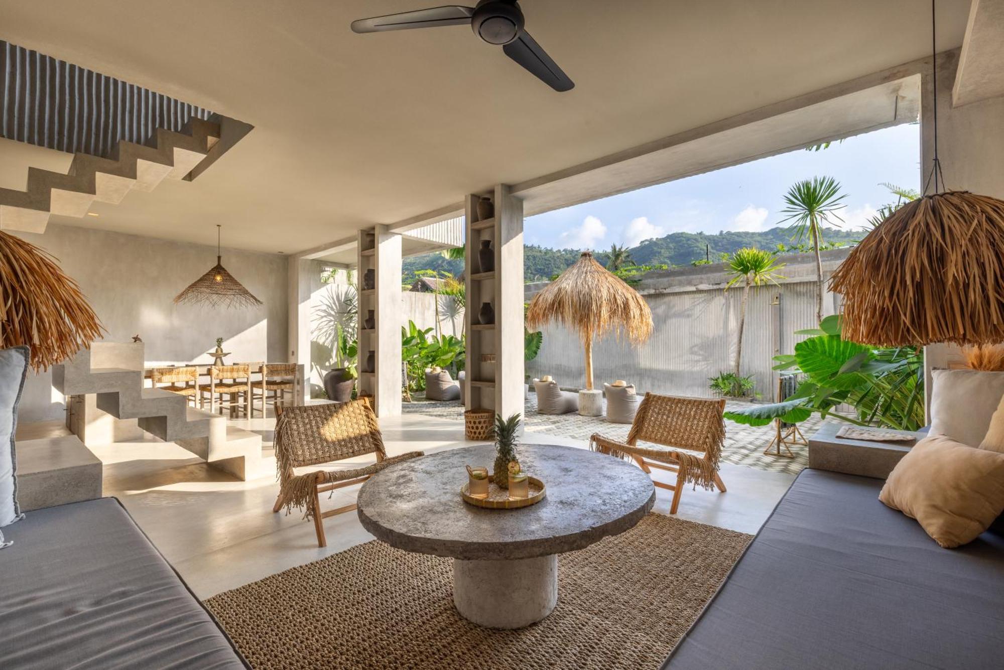 Вилла The Konkret Lombok Kuta  Экстерьер фото